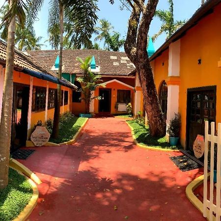 เอลฟินสโตน เรสิเดนซี Bed & Breakfast Kochi ภายนอก รูปภาพ