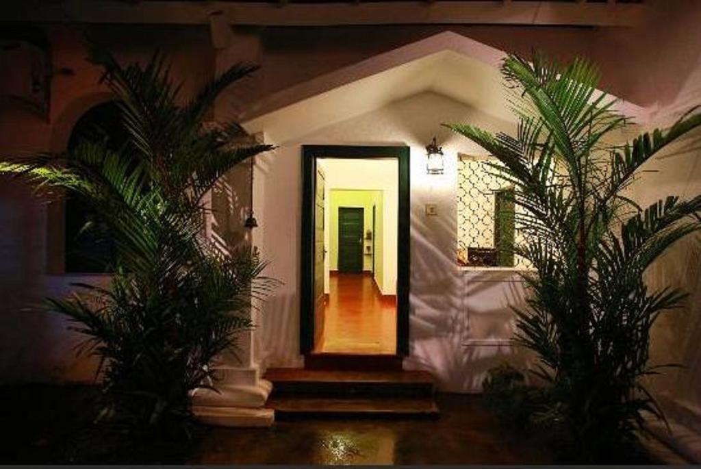 เอลฟินสโตน เรสิเดนซี Bed & Breakfast Kochi ภายนอก รูปภาพ